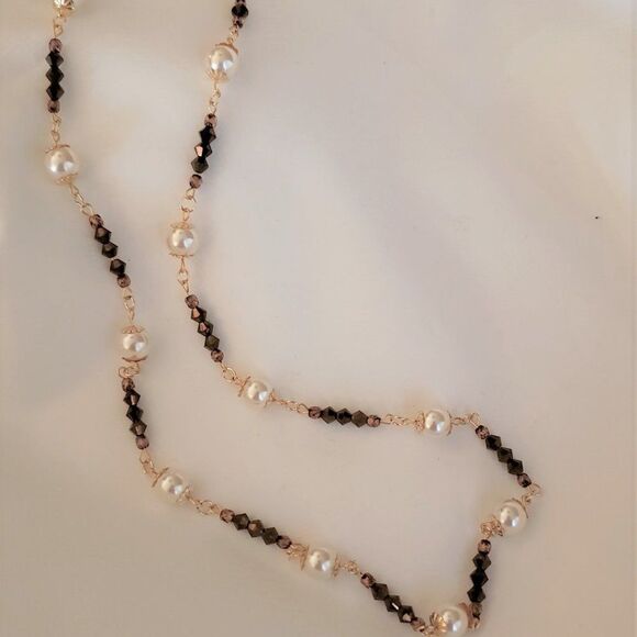 🌺HOST PICK🌺Swarovski Pearl necklace - Handmade (NEW) - Picture 2 of 3